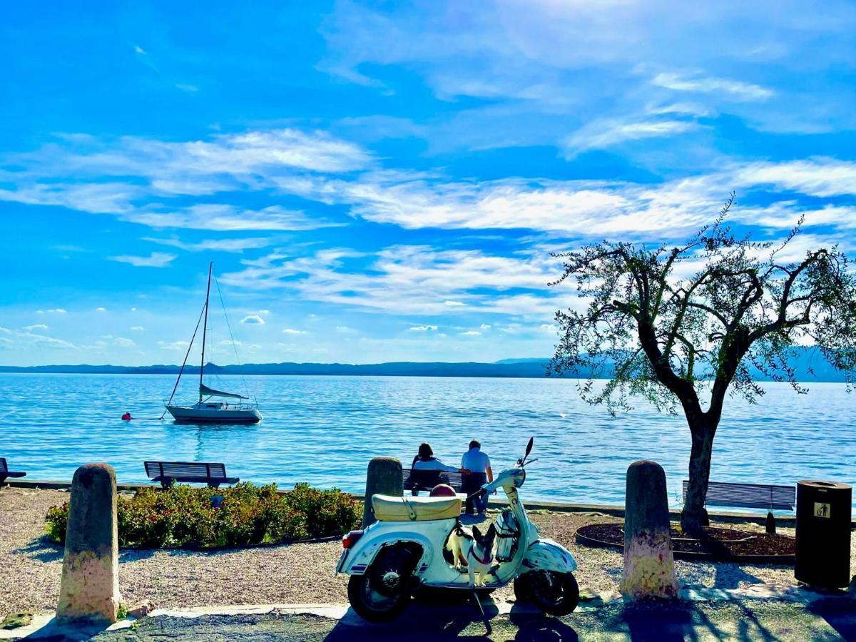 Il Sogno Al Lago Di Garda Torri Del Benaco Exterior photo