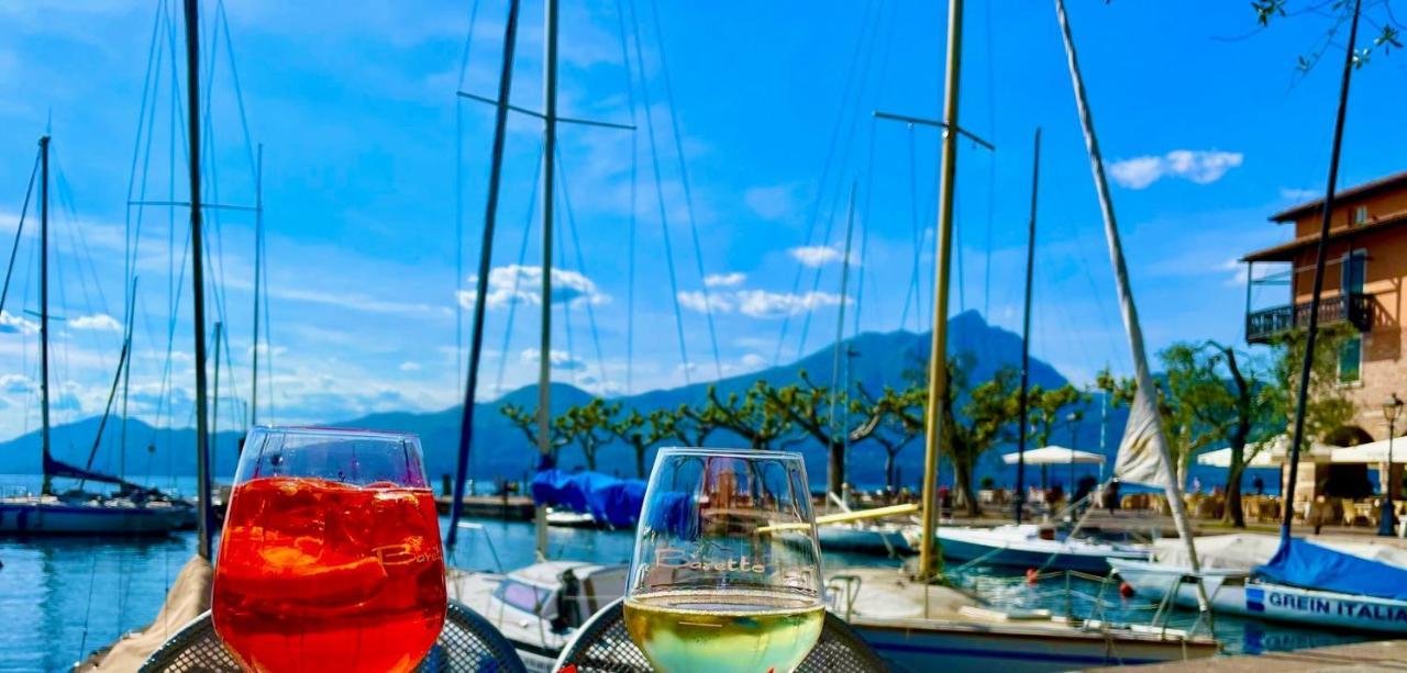 Il Sogno Al Lago Di Garda Torri Del Benaco Exterior photo