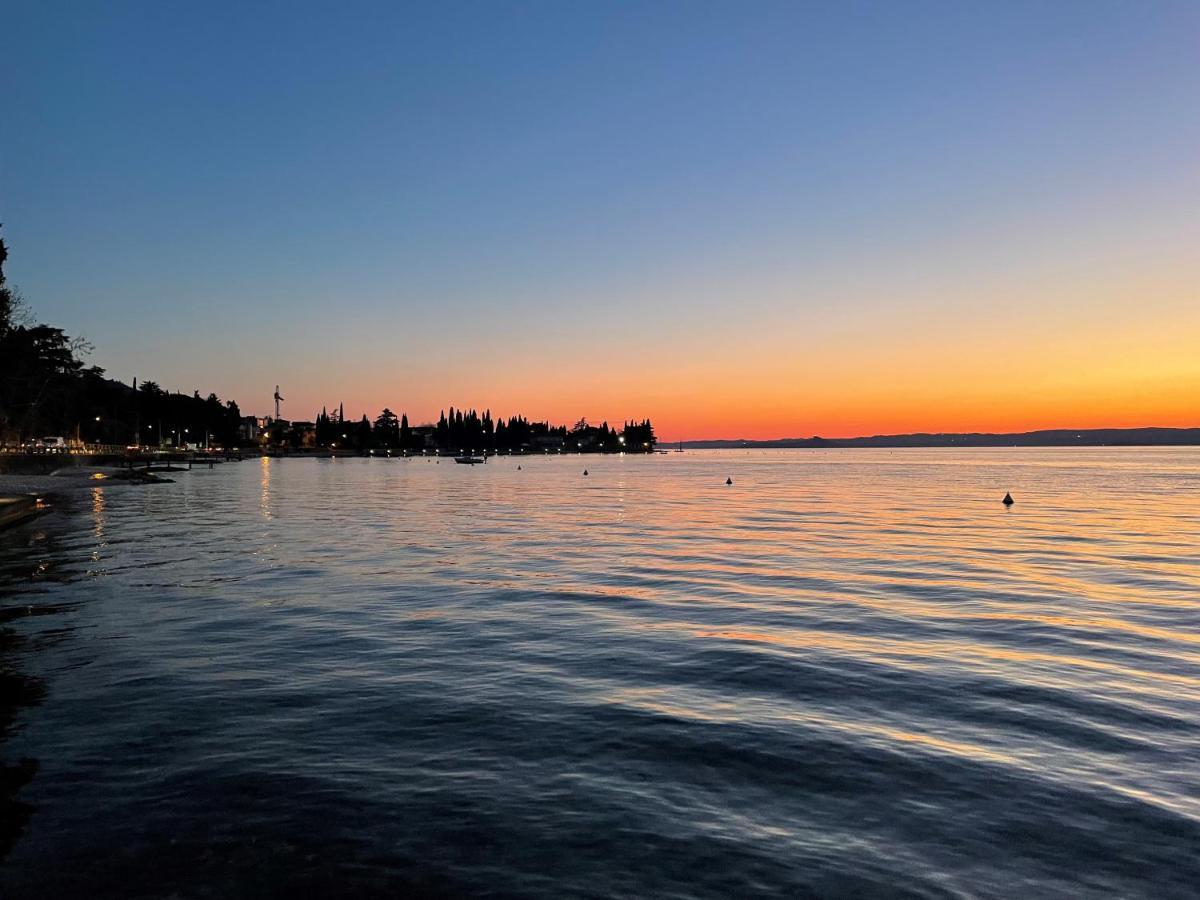 Il Sogno Al Lago Di Garda Torri Del Benaco Exterior photo